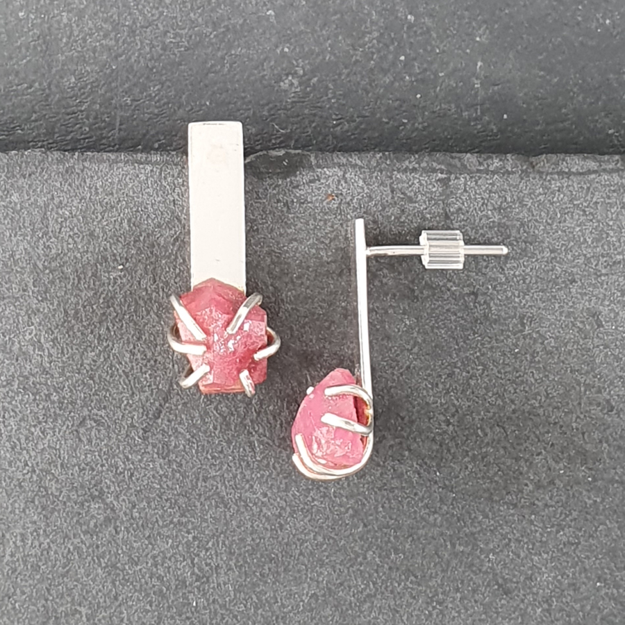 Secondary Product Image for Stela Studs with Rosolite Garnet Crystals